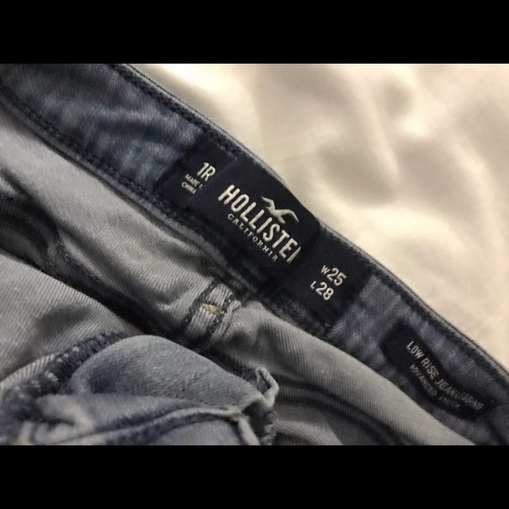 Hollister skinny jeans